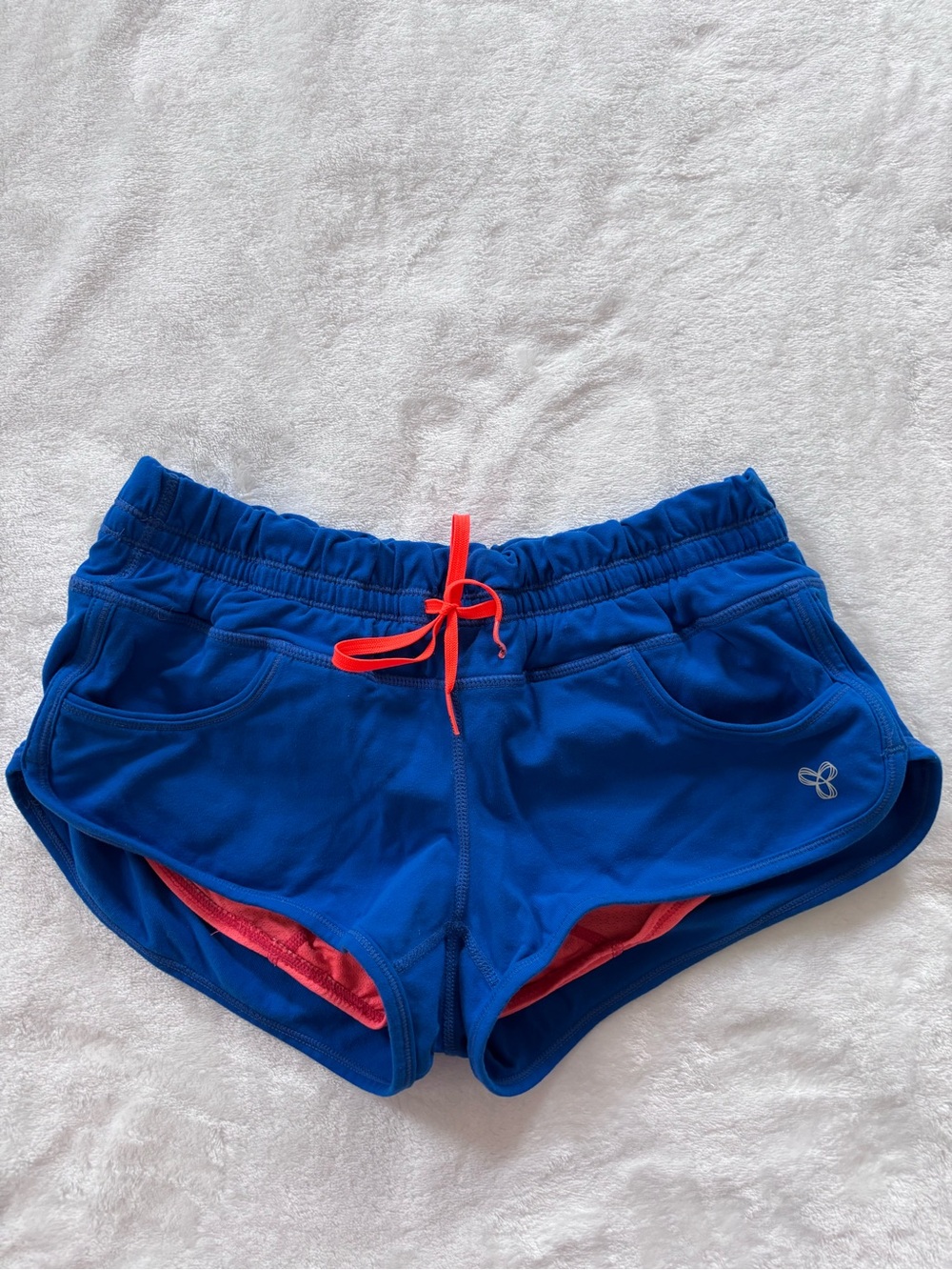 Aritzia TNA athletic shorts